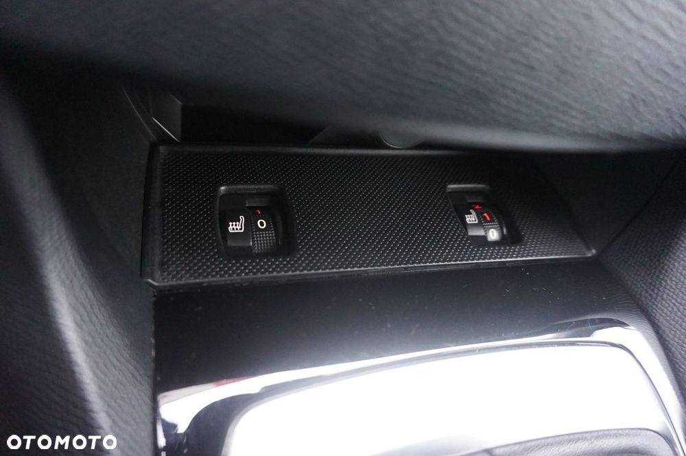 Peugeot 308 1.6 BlueHDi Active S&S EAT6 - 14