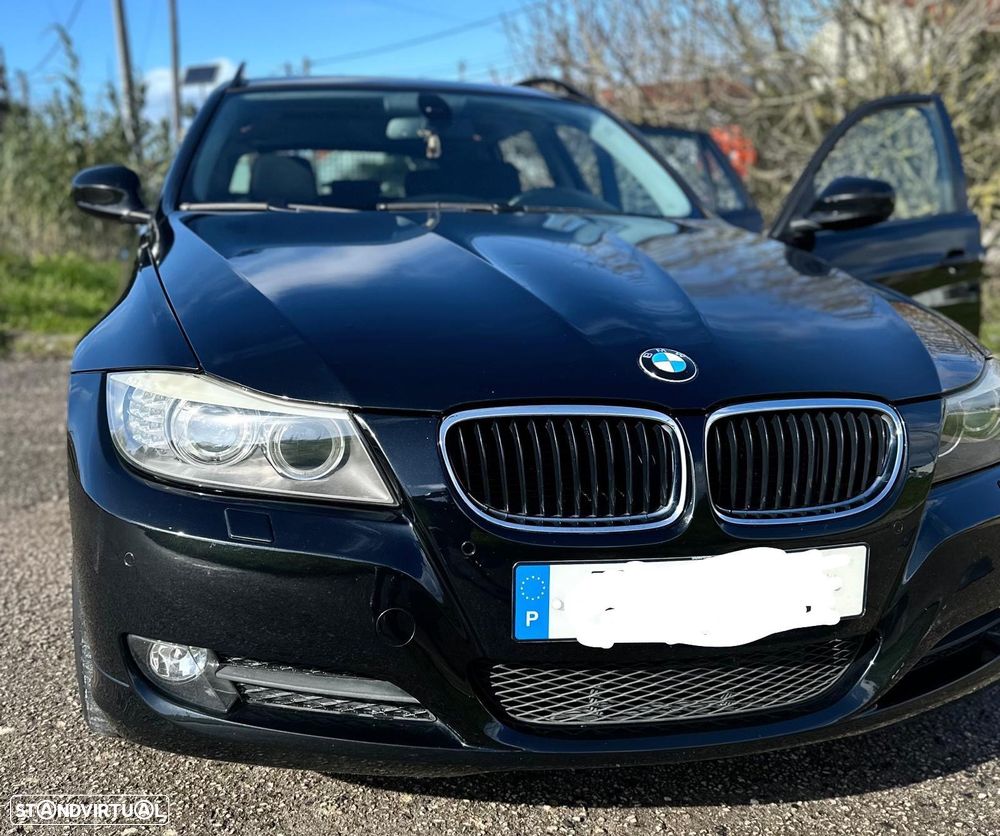 BMW 320 d Navigation Sport - 3