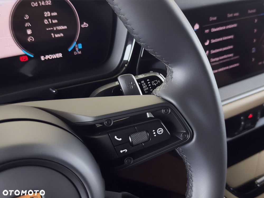 Porsche Cayenne - 29