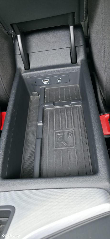 Audi A4 Avant 40 TDI quattro S tronic S line - 38