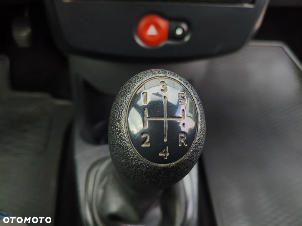 Renault Clio - 13