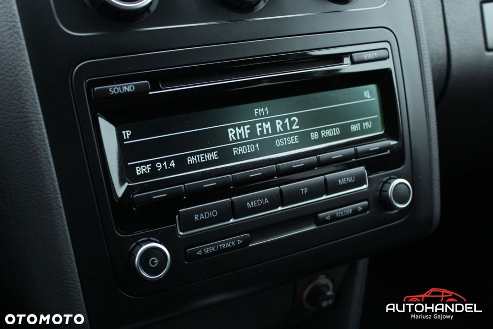 Volkswagen Touran - 15