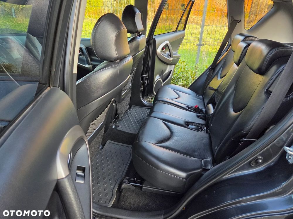 Toyota RAV4 2.2 D-CAT 4x4 Executive - 9