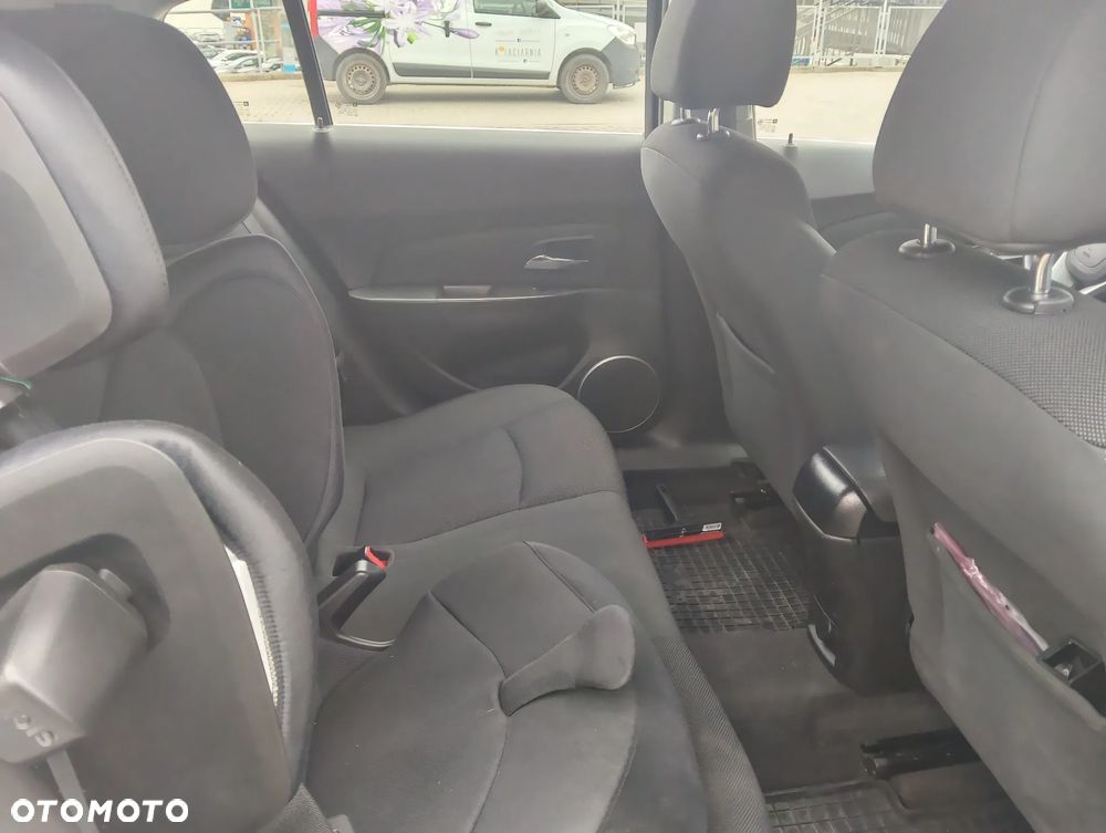 Chevrolet Cruze 1.8 LT - 13