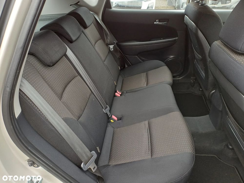 Hyundai i30 1.4 Blue Comfort - 13