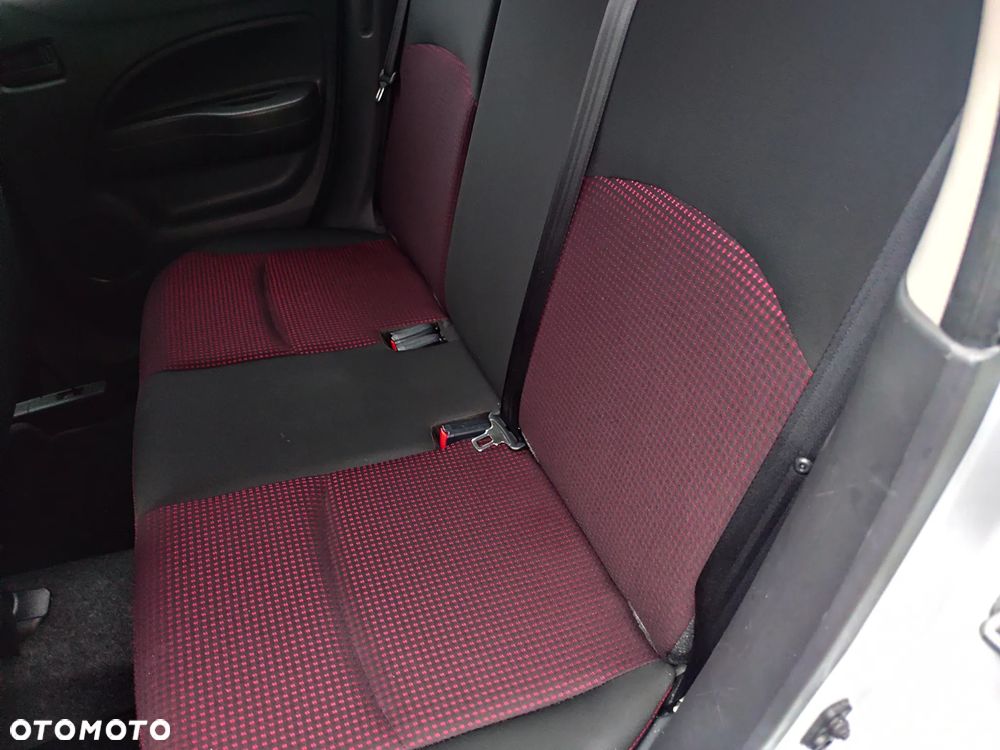 Mitsubishi Space Star AS&G 1.2 CVT Select+ Black - 17