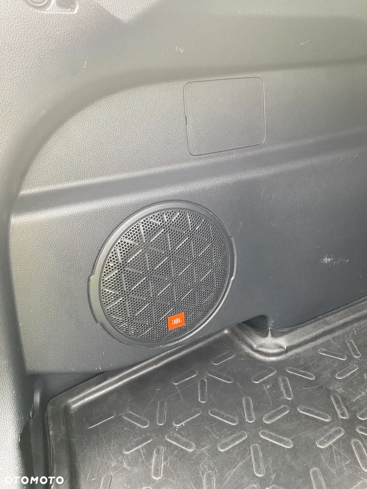 Toyota RAV4 - 9
