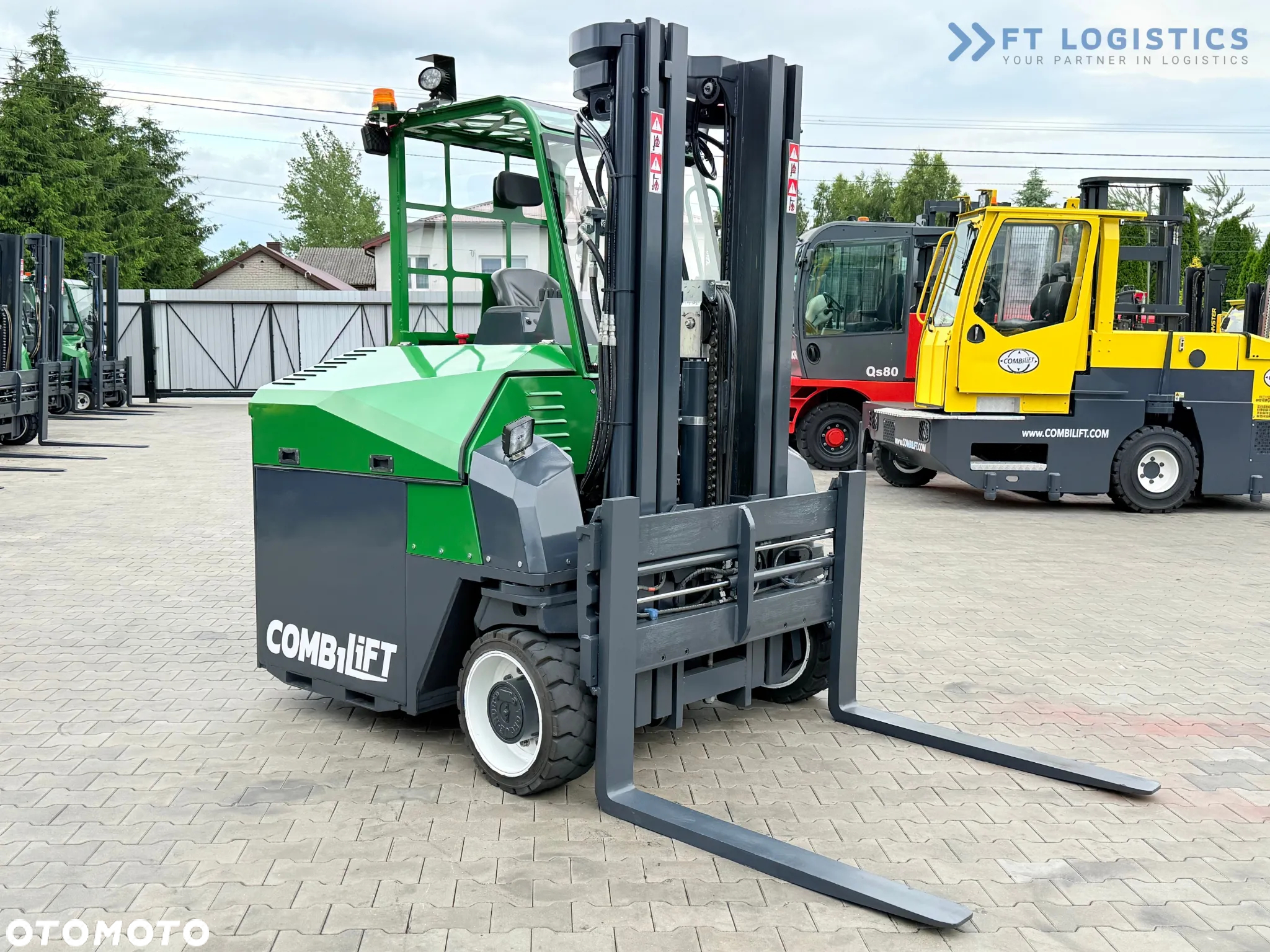 Combilift CBE4000 / TRIPLEX 5200MM / ELEKTRYCZNY / WOLNY SKOK / POZYCJONER / PRZESUW WIDEŁ / JAK NOWY - 3