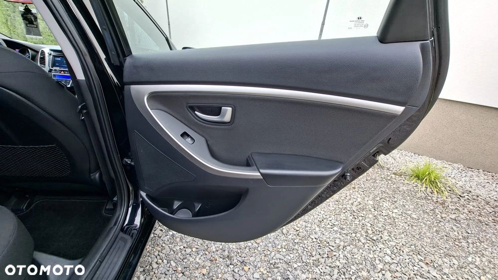 Hyundai i30 1.4 Premium - 13
