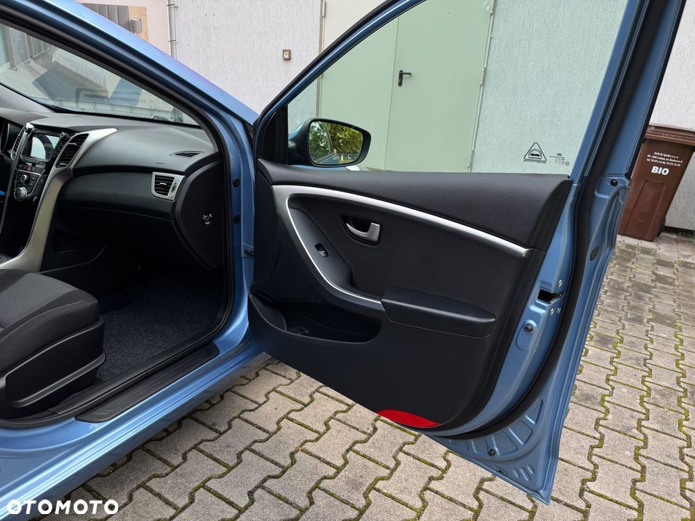 Hyundai i30 - 25
