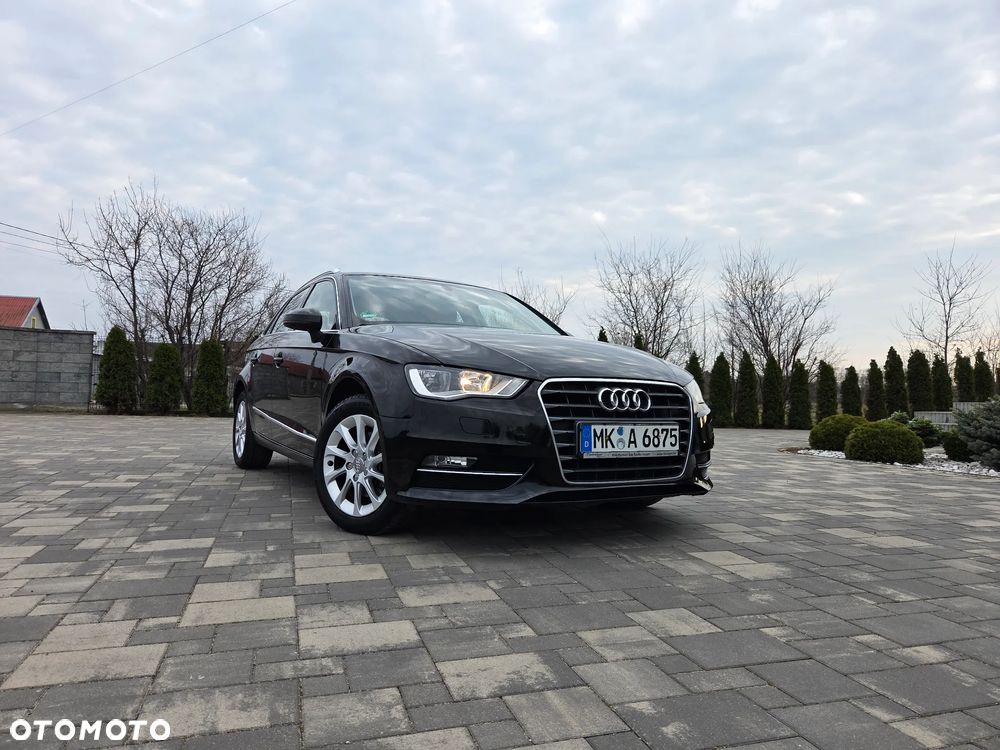 Audi A3 Sportback 1.2 TFSI Attraction - 5