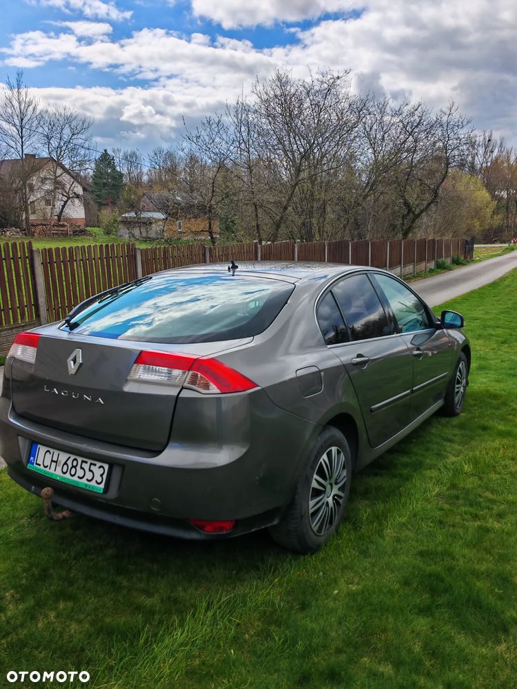 Renault Laguna 2.0 dCi FAP Initiale - 4