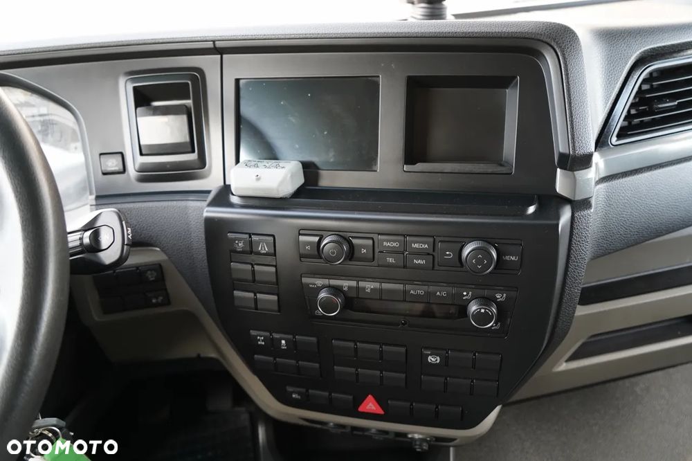 MAN TGL 12.250 / SOLÓWKA / KONTENER 8.1 M / WINDA / BOCZNE DRZWI / 2021 ROK - 33