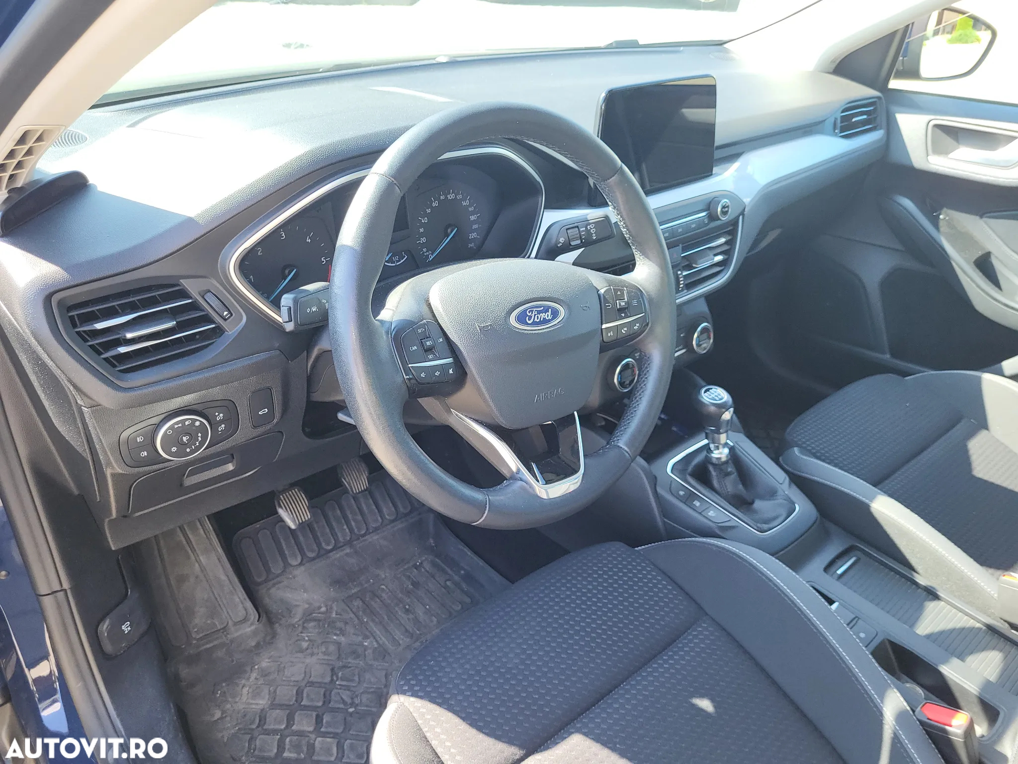 Ford Focus 1.5 TDCi Trend - 6