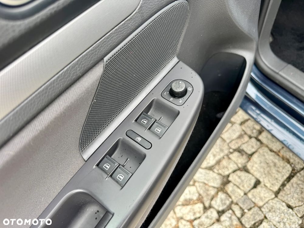 Volkswagen Golf Variant 1.6 Comfortline - 22