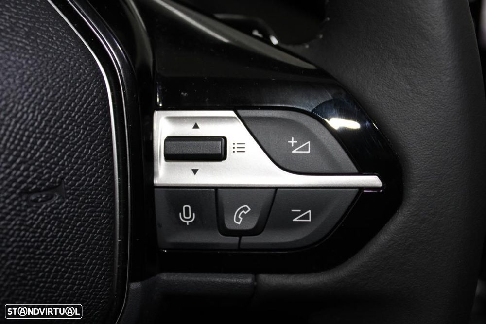 Peugeot E-408 58 kWh Allure - 14