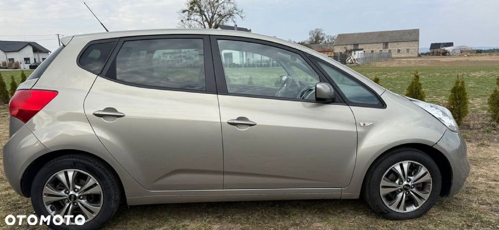 Kia Venga 1.6 CVVT Dream-Team Edition - 9
