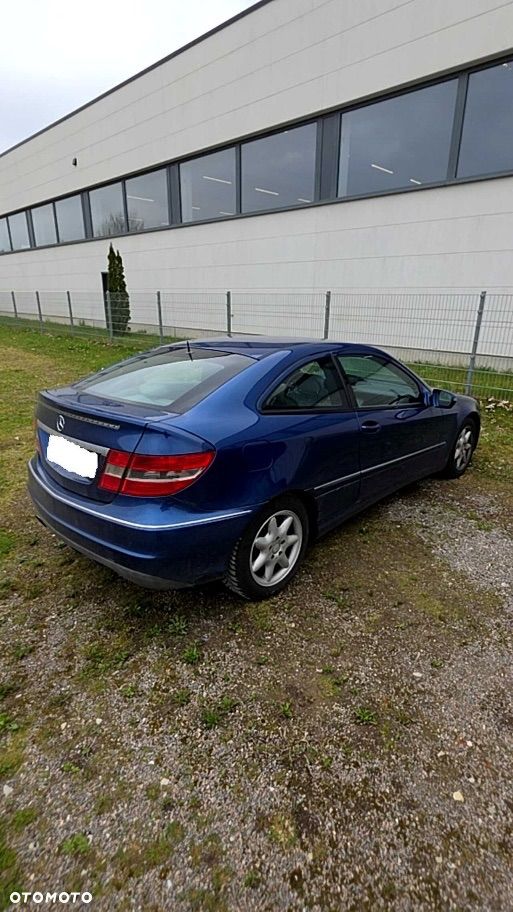 Mercedes-Benz Klasa C 180 Kompressor Sport Edition + - 3