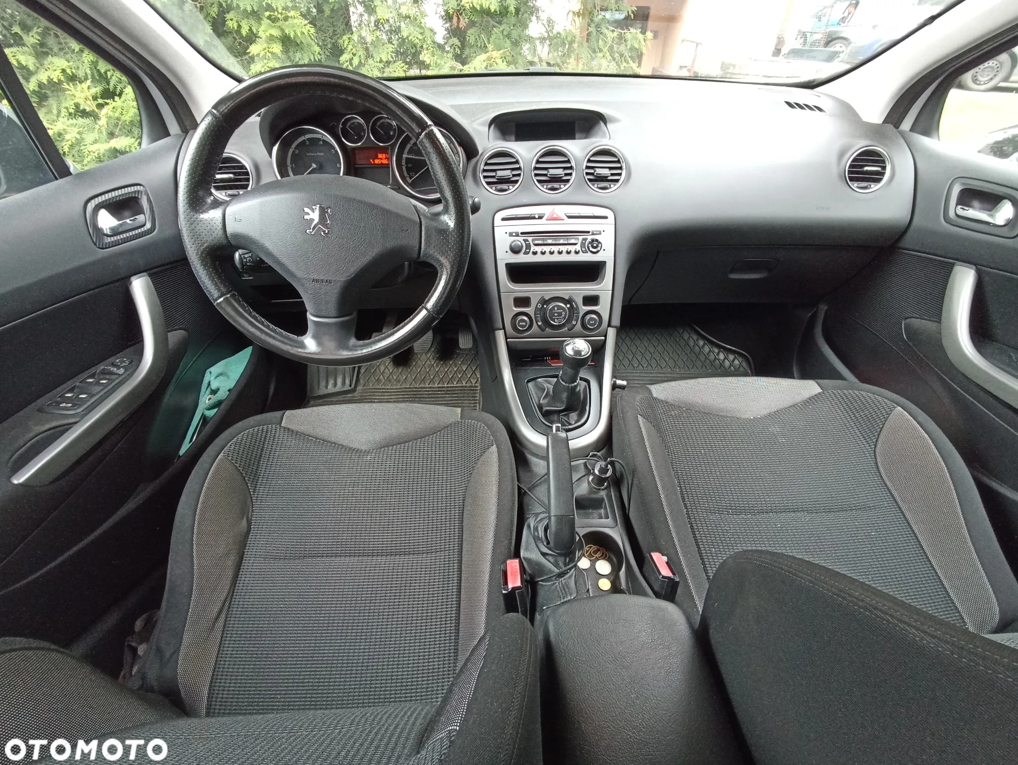 Peugeot 308 1.6 Trendy - 3