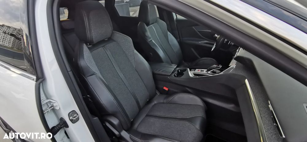 Peugeot 3008 1.6 THP EAT6 GT-Line - 12