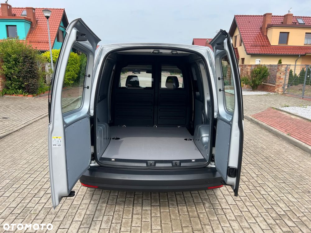 Volkswagen Caddy 2.0 TDI Comfortline - 16