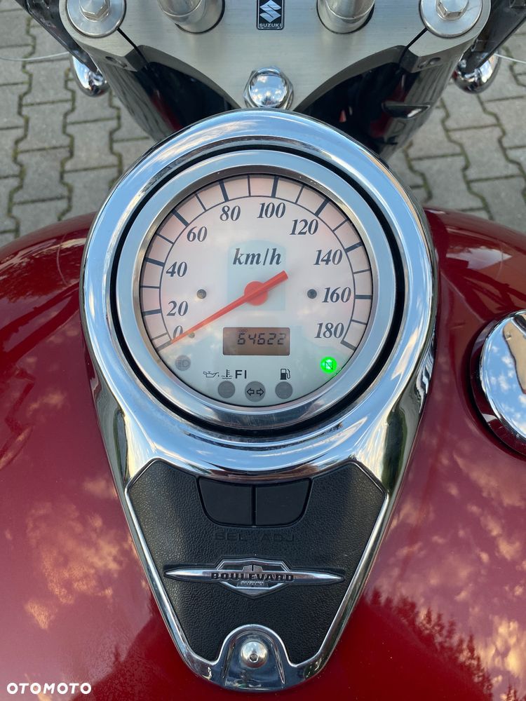 Suzuki VL 800 Volusia - Boulevard C50 - 7