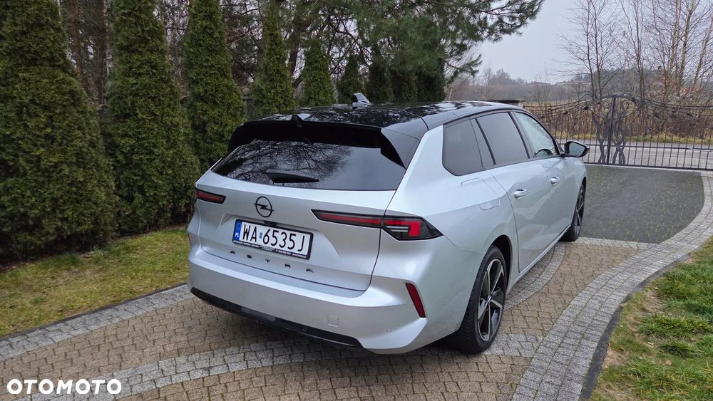 Opel Astra 1.2 T GS Line S&S - 4