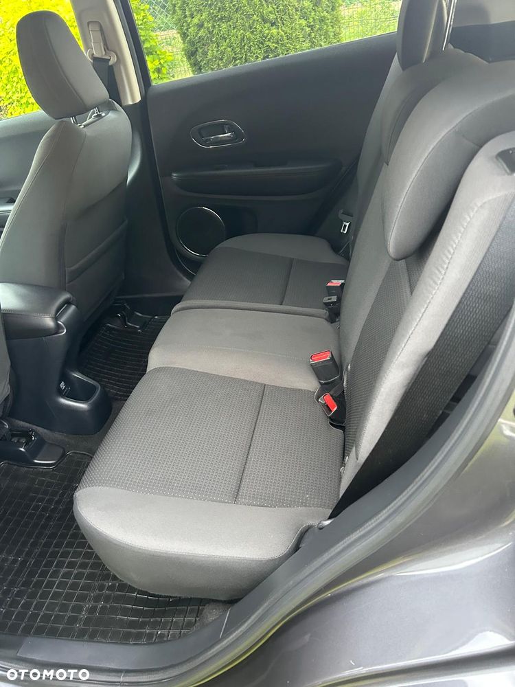 Honda HR-V 1.8 EX Sport Utility AWD CVT - 17