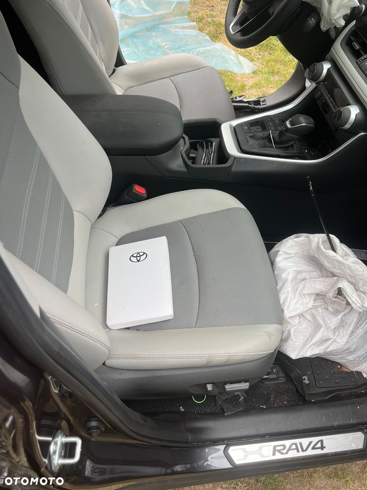 Toyota RAV4 2.5 Hybrid Dynamic Force Executive 4x2 e-CVT - 22