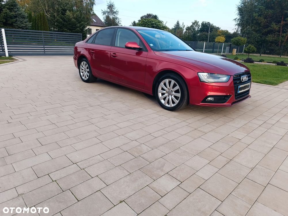 Audi A4 Limousine - 31