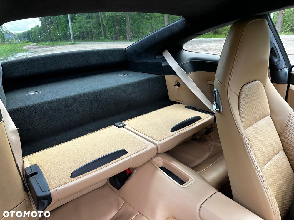 Porsche 911 Carrera S PDK - 17