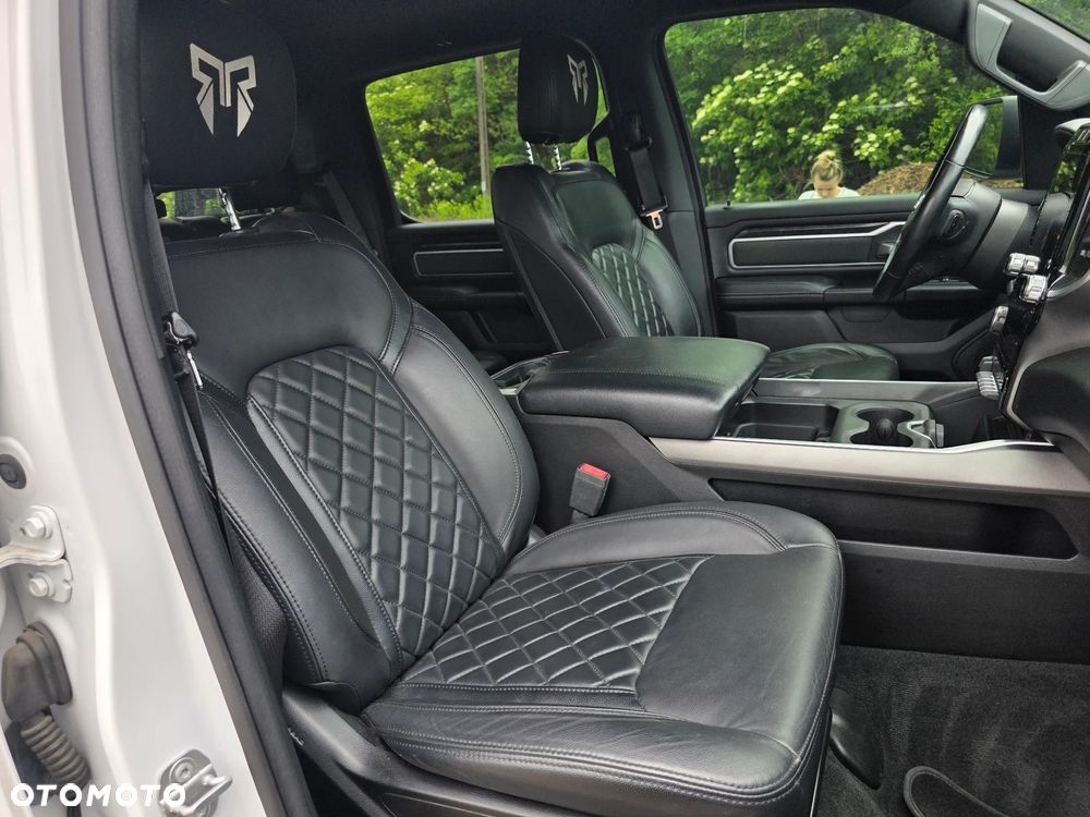 RAM 1500 5.7 Crew Cab Bighorn - 30