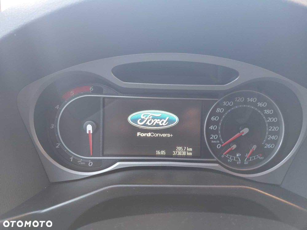 Ford Mondeo - 8