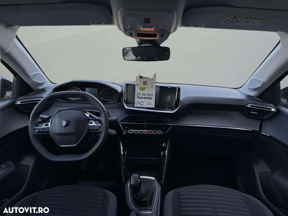 Peugeot 208 1.2 L PureTech STT Active - 10
