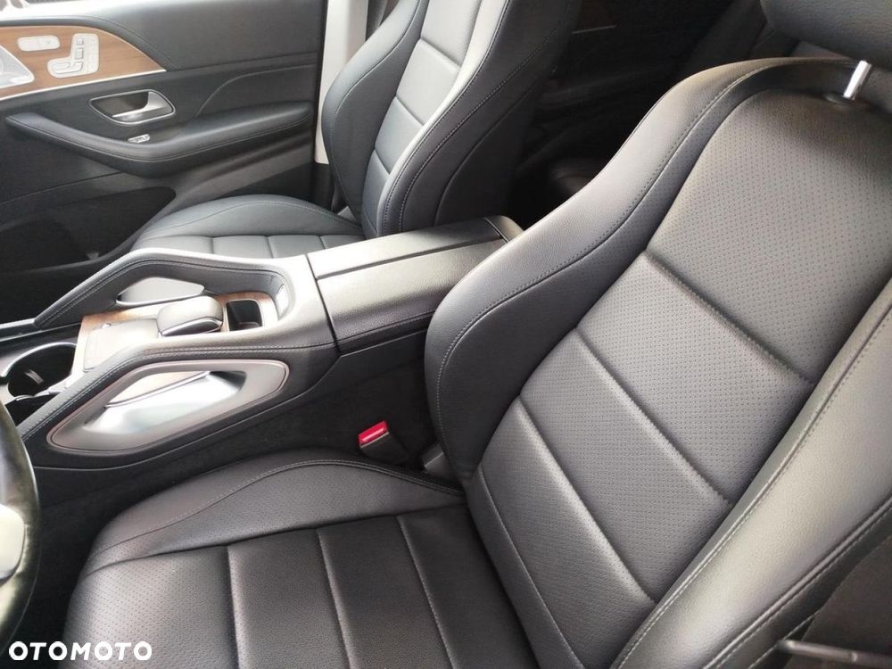 Mercedes-Benz GLE - 11