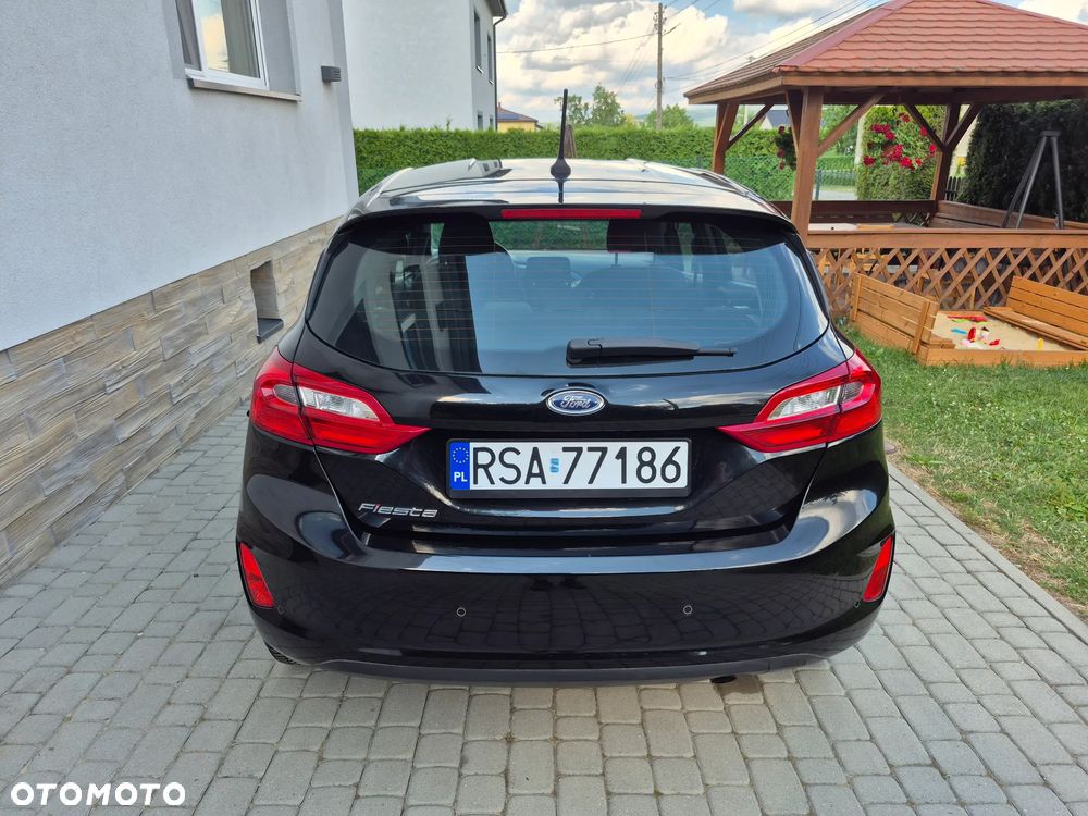 Ford Fiesta 1.1 S&S TITANIUM - 4