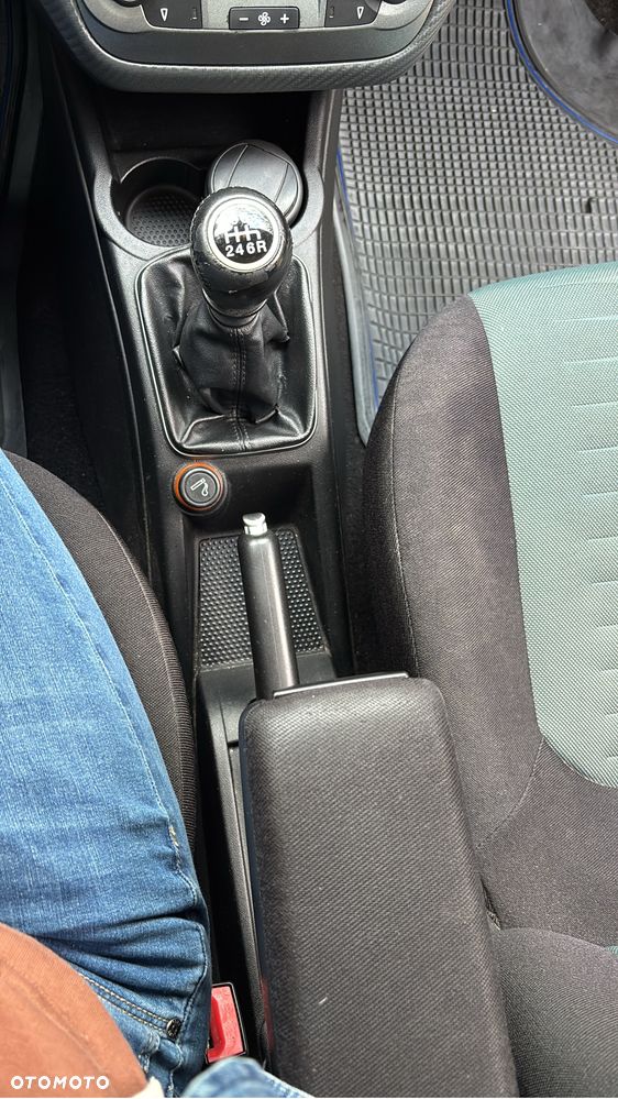 Fiat Grande Punto - 4