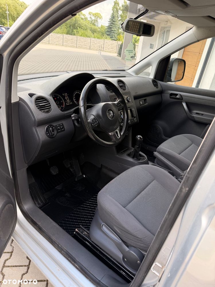 Volkswagen Caddy Maxi - 25