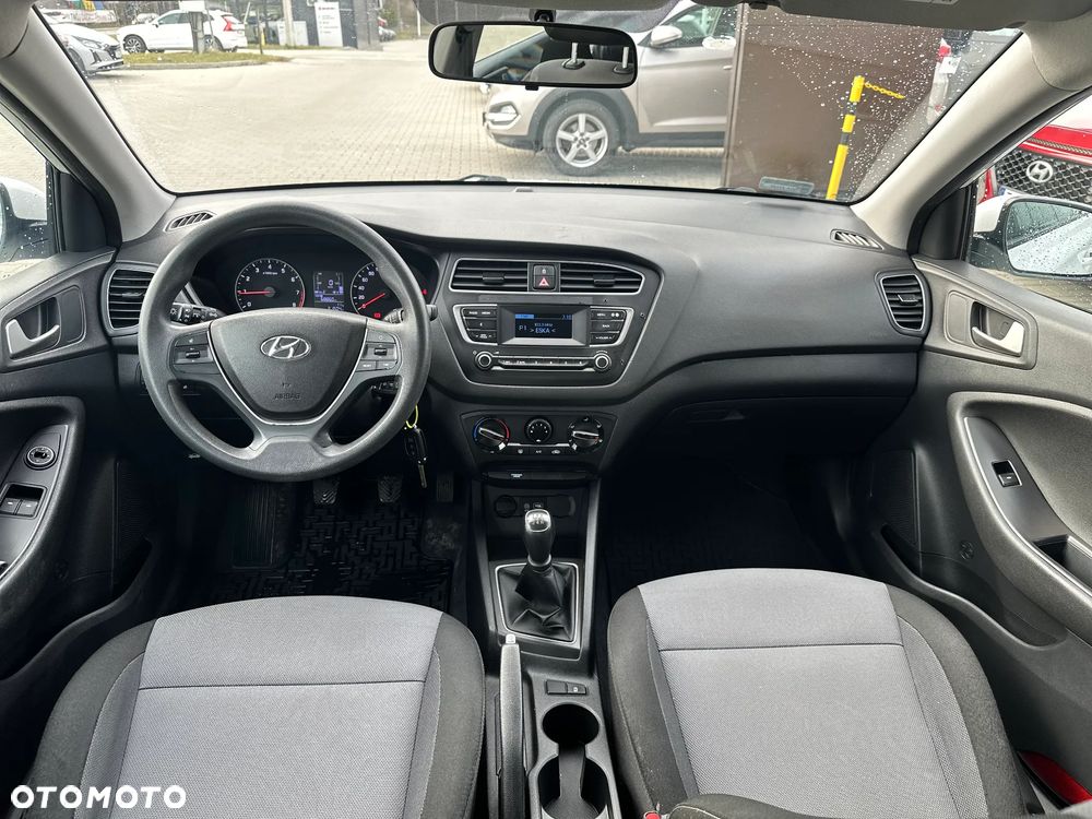 Hyundai i20 1.2 Classic Plus - 11