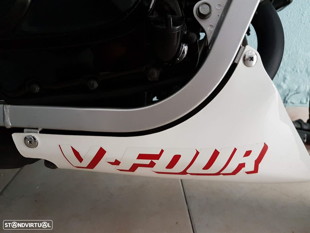 Honda CB VF500F - 7
