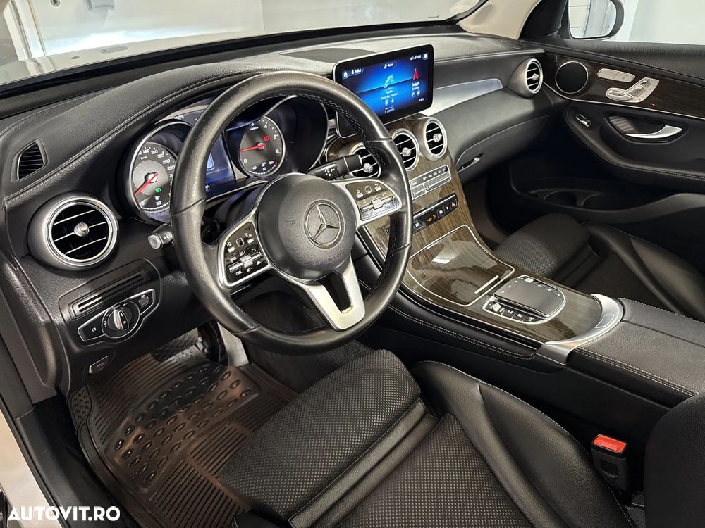 Mercedes-Benz GLC 220 d 4MATIC 9G-TRONIC - 10