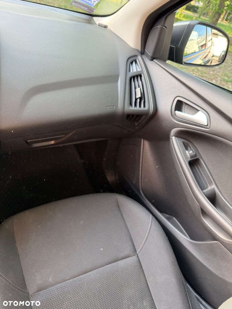 Ford Focus - 12