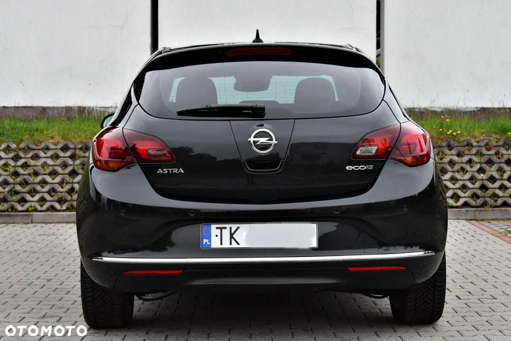 Opel Astra 1.4 Turbo Innovation - 9