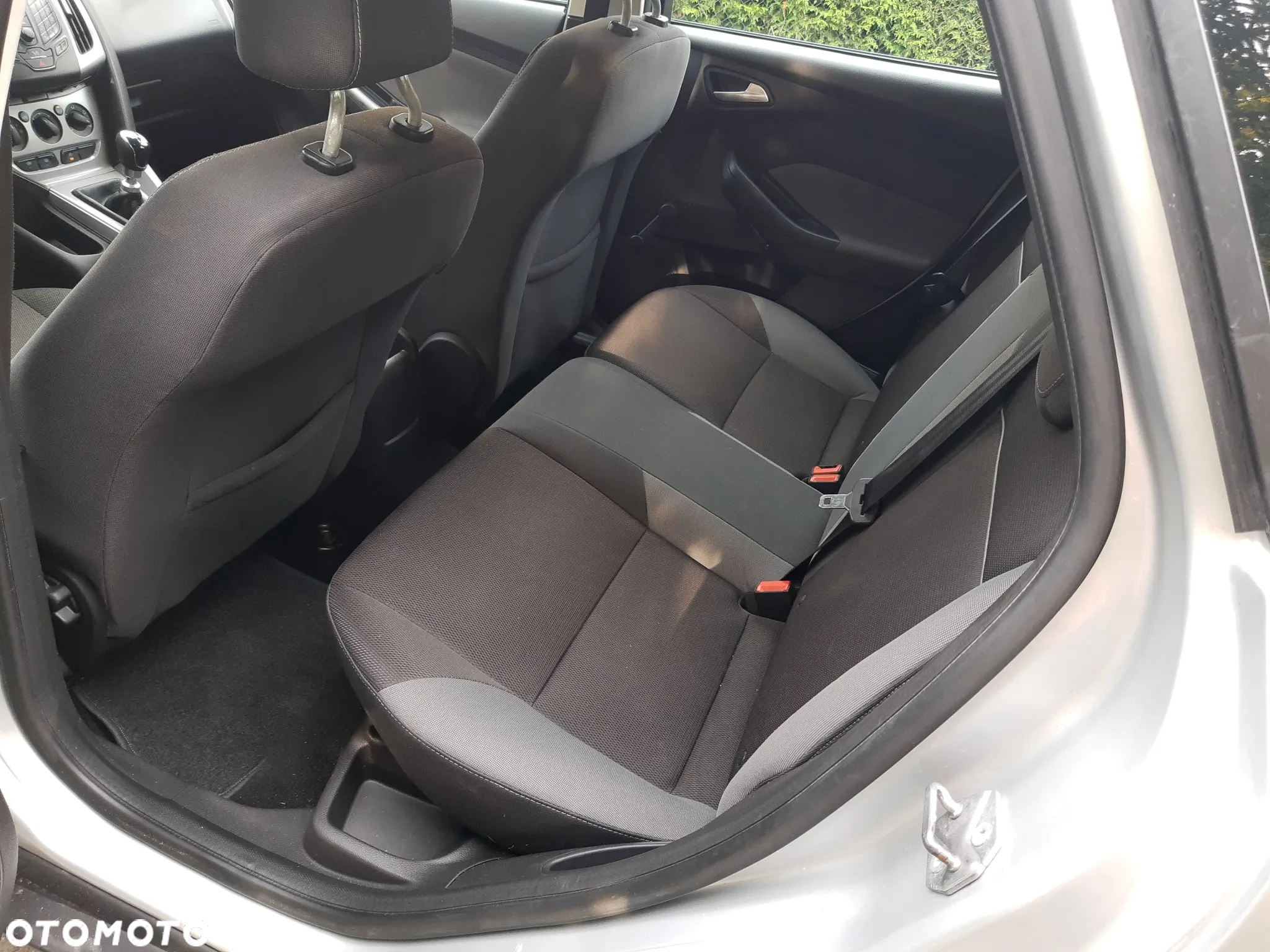 Ford Focus Turnier 1.0 EcoBoost Start-Stopp-System TREND - 13