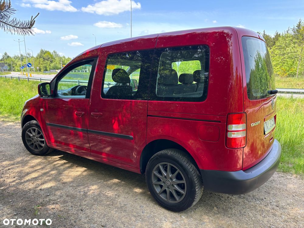 Volkswagen Caddy - 10