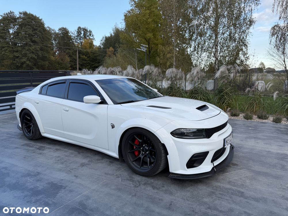 Dodge Charger 6.2 Hellcat Widebody - 13