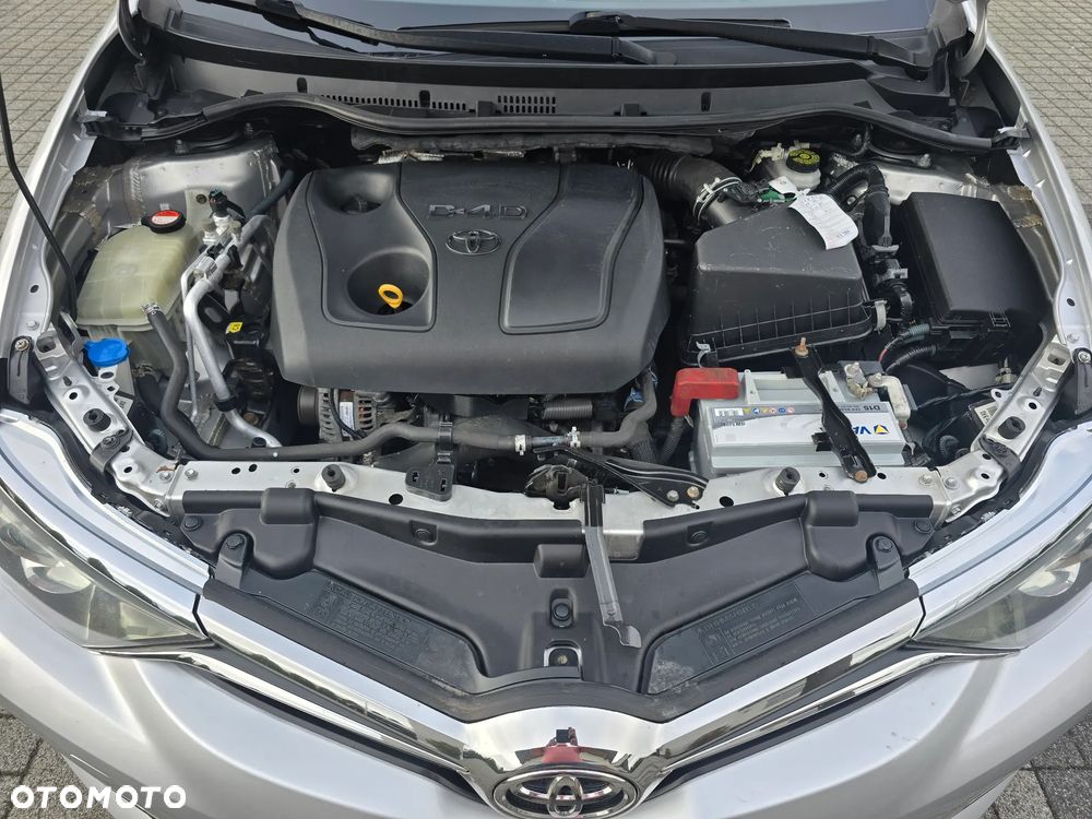 Toyota Auris 1.4 D-4D Active - 16
