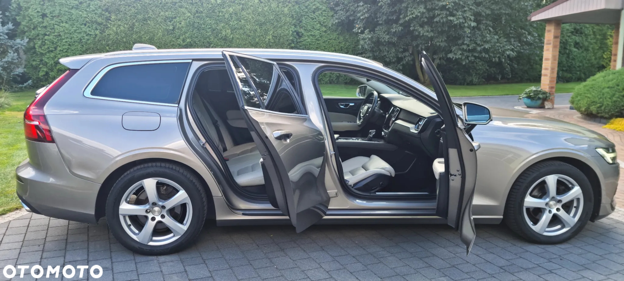 Volvo V60 D4 Geartronic Inscription - 11