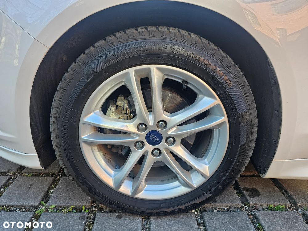 Ford Mondeo 2.0 TDCi Bi-Turbo PowerShift-Aut Titanium - 33