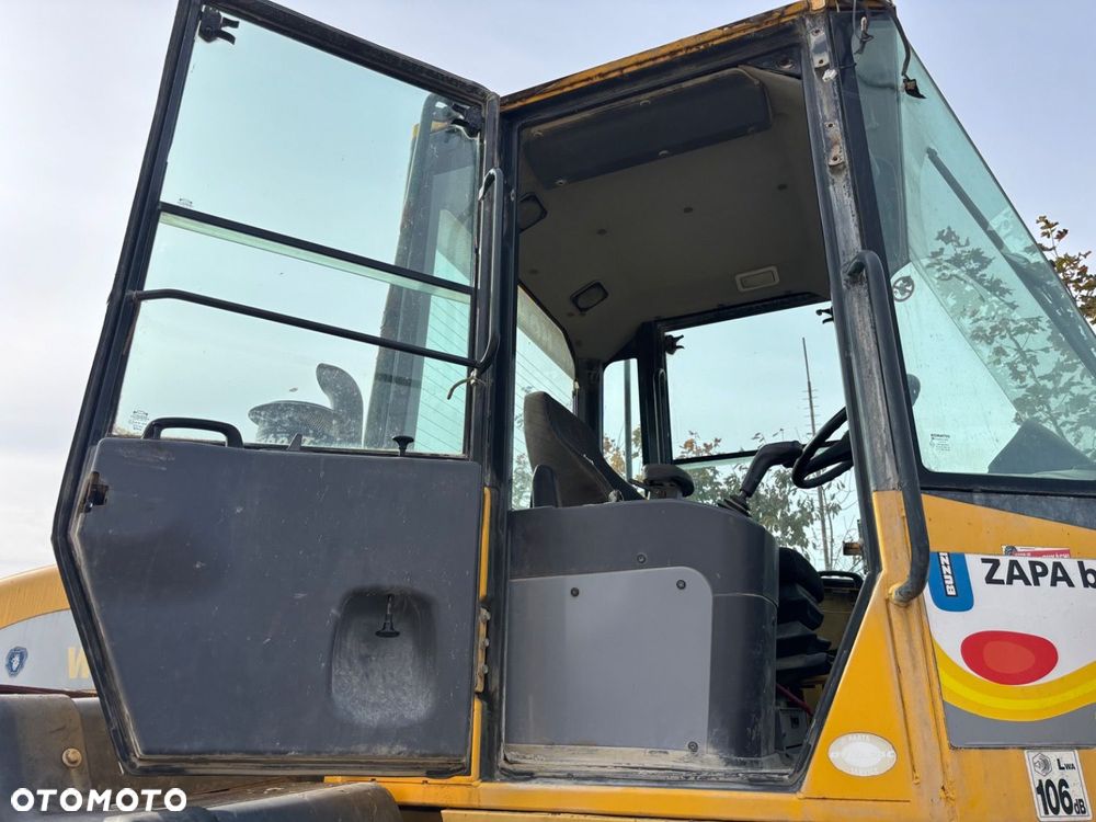Komatsu Wa 250-5H - 8